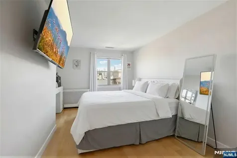 24 Avenue At Port Imperial West New York NJ 07093