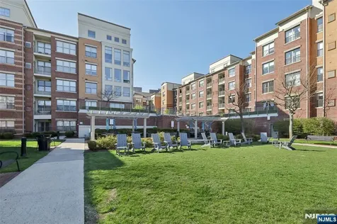 24 Avenue At Port Imperial West New York NJ 07093