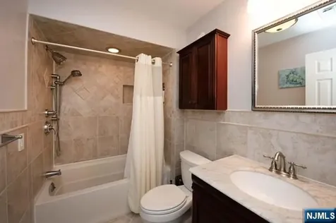 11 S Maple Avenue Park Ridge NJ 07656