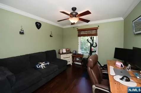 11 S Maple Avenue Park Ridge NJ 07656