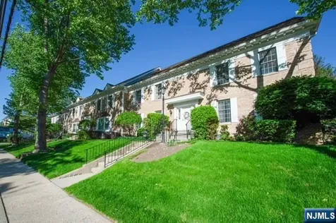 11 S Maple Avenue Park Ridge NJ 07656