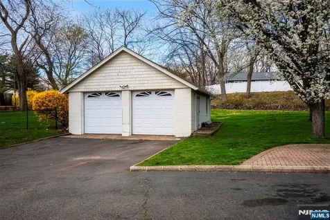 141 Fairfield Avenue West Caldwell NJ 07006