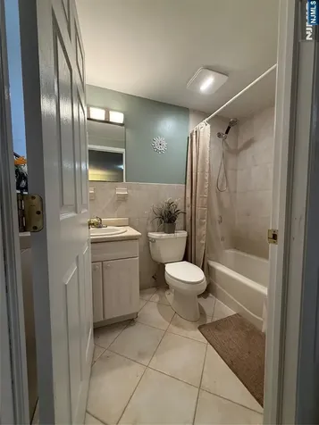 257B 5th Street Palisades Park NJ 07650