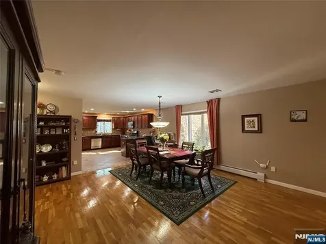 257B 5th Street Palisades Park NJ 07650