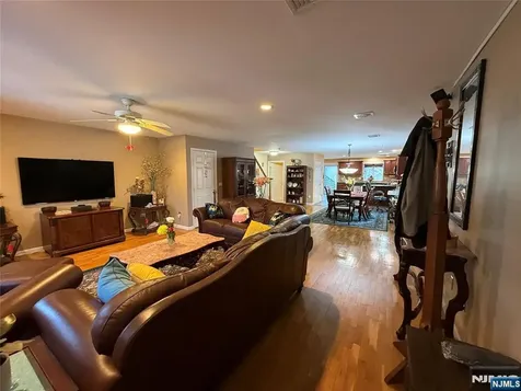 257B 5th Street Palisades Park NJ 07650
