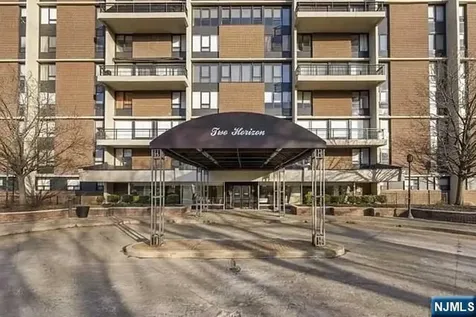 2 Horizon Road Fort Lee NJ 07024