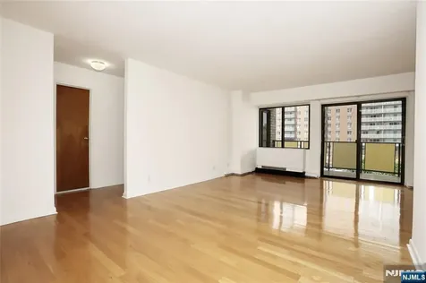 150 Overlook Avenue Hackensack NJ 07601