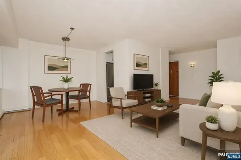 150 Overlook Avenue Hackensack NJ 07601