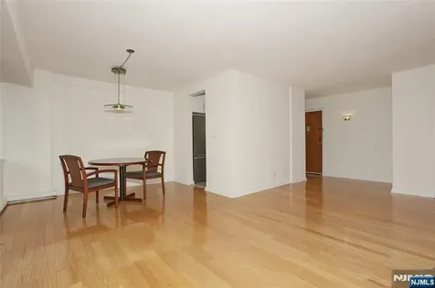 150 Overlook Avenue Hackensack NJ 07601