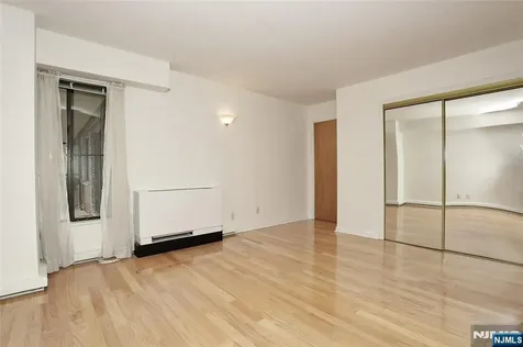 150 Overlook Avenue Hackensack NJ 07601