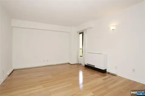 150 Overlook Avenue Hackensack NJ 07601