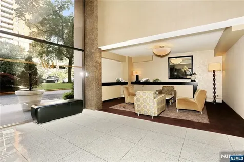 150 Overlook Avenue Hackensack NJ 07601