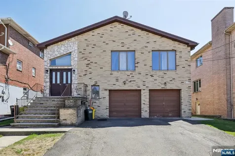 318 3rd Street Palisades Park NJ 07650