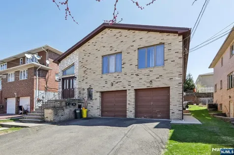 318 3rd Street Palisades Park NJ 07650