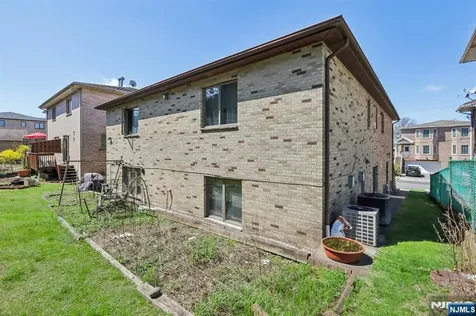 318 3rd Street Palisades Park NJ 07650