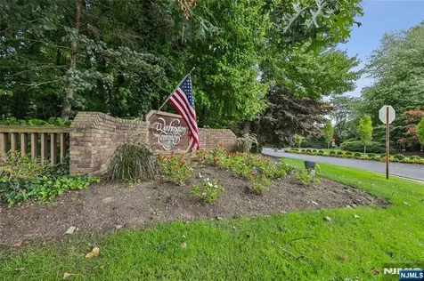 84 Windsor Circle Twp Of Washington NJ 07676