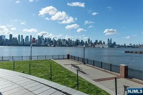 20 Ave At Port Imperial West New York NJ 07093