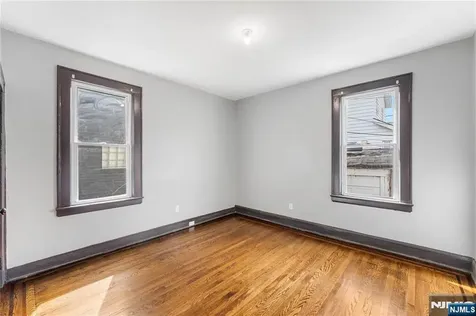 135 Tremont Avenue East Orange NJ 07018