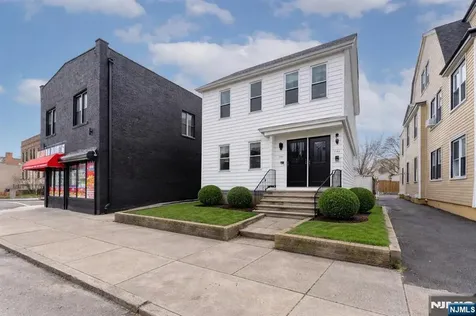 135 Tremont Avenue East Orange NJ 07018