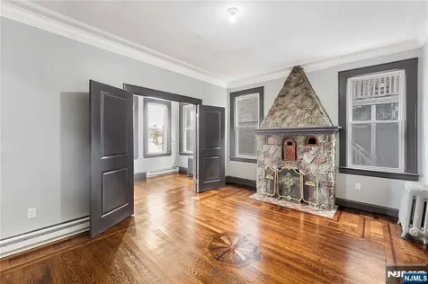 135 Tremont Avenue East Orange NJ 07018
