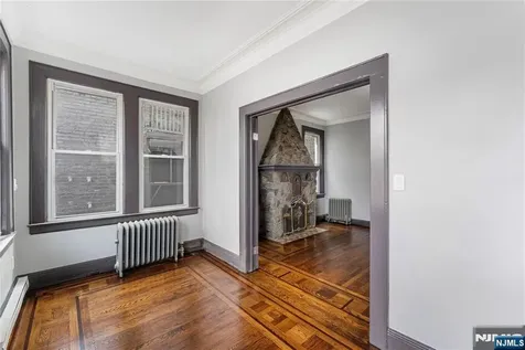 135 Tremont Avenue East Orange NJ 07018