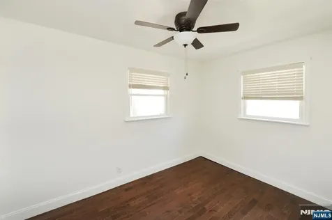 203 New York Avenue Bergenfield NJ 07621