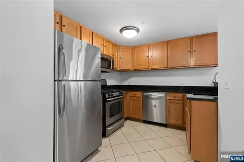 4301 Park Avenue Union City NJ 07087