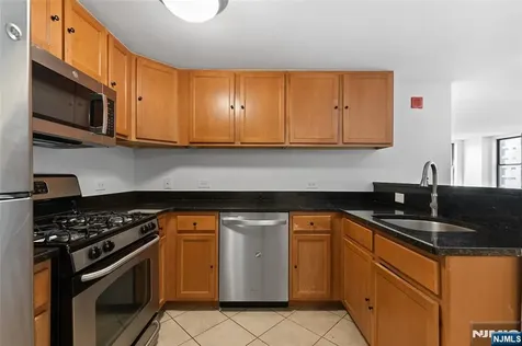 4301 Park Avenue Union City NJ 07087