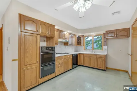 245 Wilson Avenue Lyndhurst NJ 07071