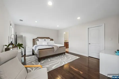 23 George Road Emerson NJ 07630
