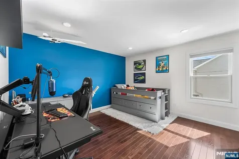 23 George Road Emerson NJ 07630