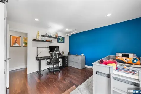 23 George Road Emerson NJ 07630