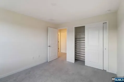 28 Colgate Drive Morristown Town NJ 07960