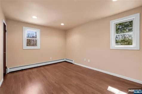 7 Shadowy Lane West Milford NJ 07480