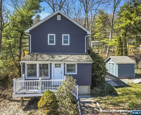 7 Shadowy Lane West Milford NJ 07480