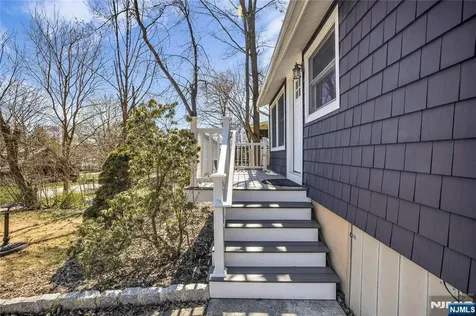 7 Shadowy Lane West Milford NJ 07480