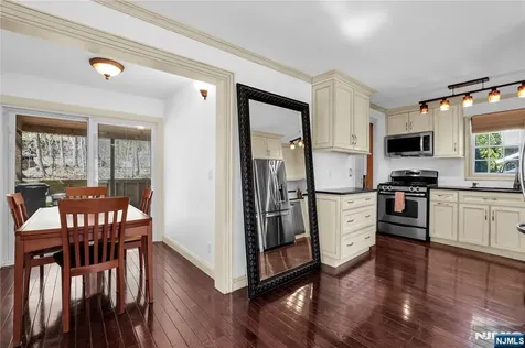 7 Shadowy Lane West Milford NJ 07480
