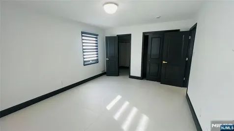 815 Highland Avenue Paramus NJ 07652
