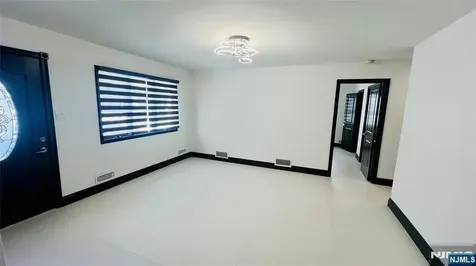 815 Highland Avenue Paramus NJ 07652