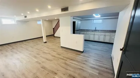 815 Highland Avenue Paramus NJ 07652