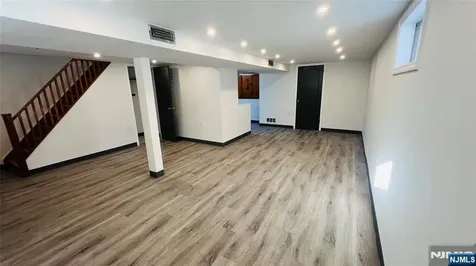 815 Highland Avenue Paramus NJ 07652