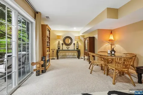 2 Winding Ridge Oakland NJ 07436