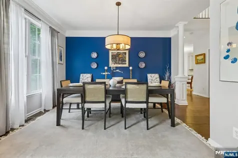 2 Winding Ridge Oakland NJ 07436