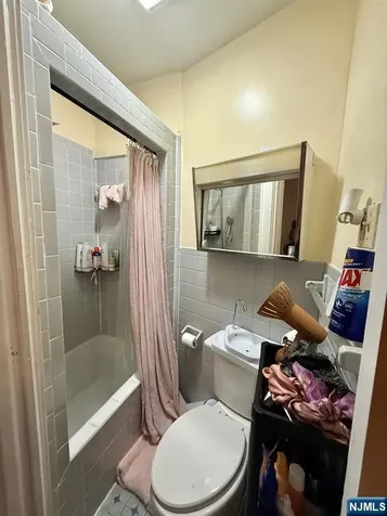 165-167 Davis Avenue Kearny NJ 07032