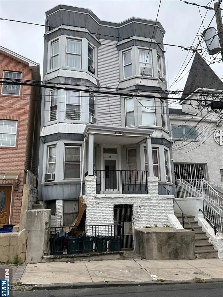 18 Graham Street Jersey City NJ 07307