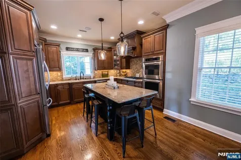 44 Forest Terrace Wayne NJ 07470