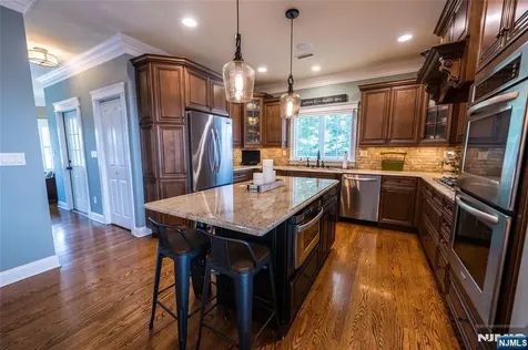 44 Forest Terrace Wayne NJ 07470