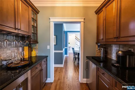 44 Forest Terrace Wayne NJ 07470