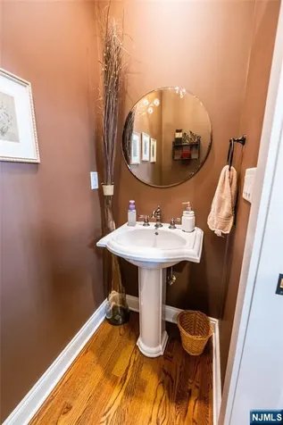 44 Forest Terrace Wayne NJ 07470
