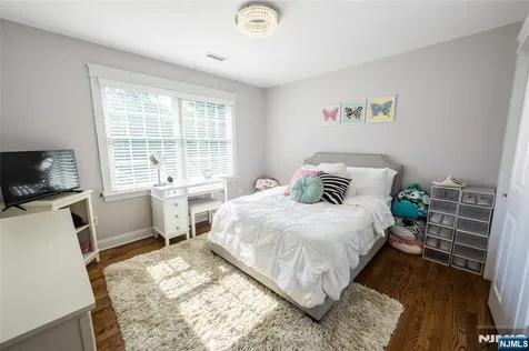 44 Forest Terrace Wayne NJ 07470